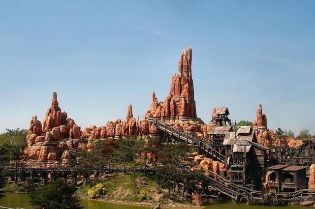 Aline Dassel / Pixabay Frontierland